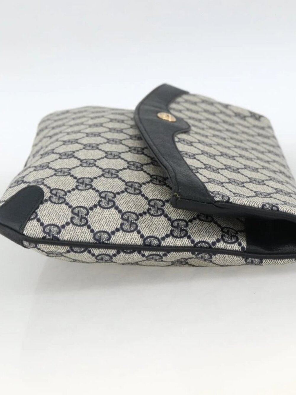 GUCCI GG Supreme Clutch Bag PVC Navy - Picture 6 of 15